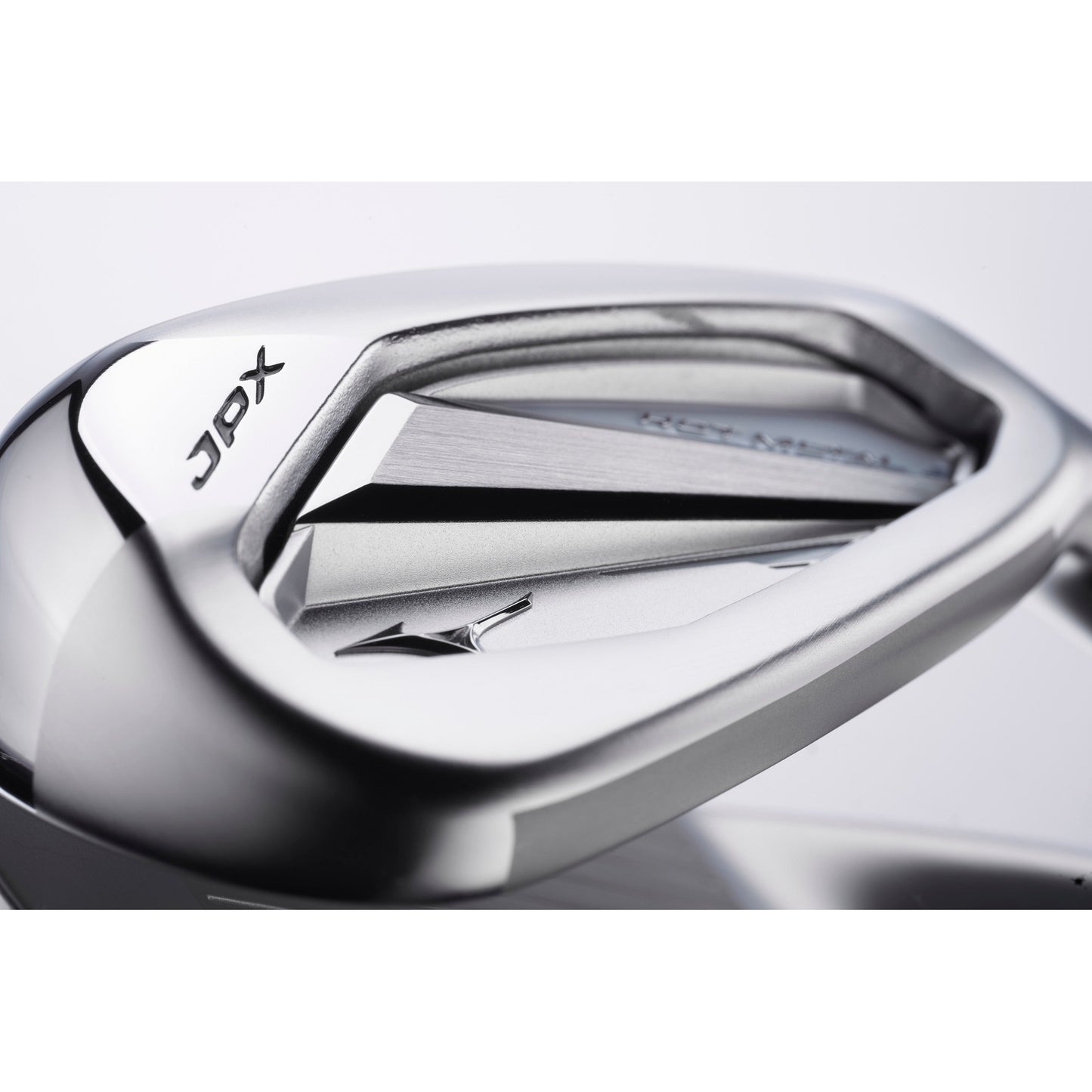 Mizuno JPX 925 Hot Metal Golf Irons | Graphite